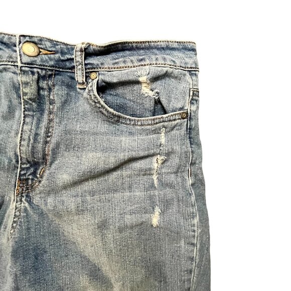 No Boundaries Junior Jeans Shorts Distressed High Rise (Sz13 W28) - Picture 3 of 8